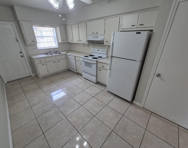 3709 Tyler Street - Photo Thumbnail 2