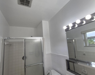 3709 Tyler Street - Photo Thumbnail 6