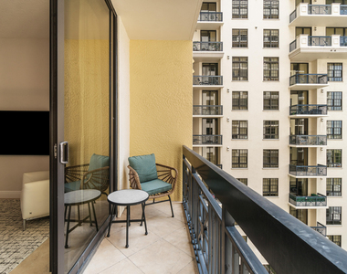 701 S Olive Avenue - Photo Thumbnail 19