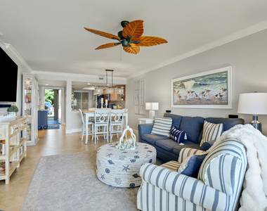 4440 Ne Sandpebble Trace - Photo Thumbnail 28