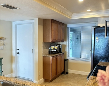 4440 Ne Sandpebble Trace - Photo Thumbnail 35