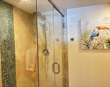 4440 Ne Sandpebble Trace - Photo Thumbnail 21