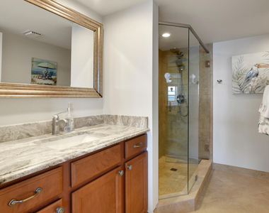 4440 Ne Sandpebble Trace - Photo Thumbnail 39