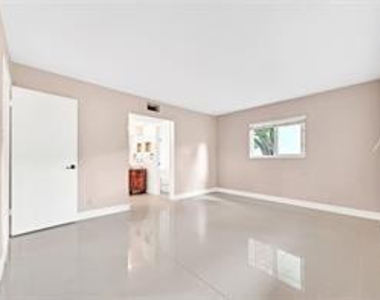 7897 Golf Cir Drive - Photo Thumbnail 27