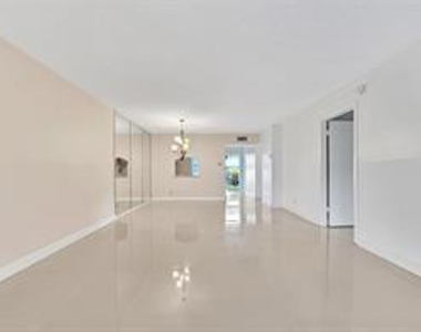 7897 Golf Cir Drive - Photo Thumbnail 22
