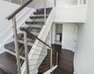 1617 Ne 8th Street - Photo Thumbnail 14