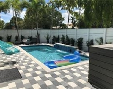 1617 Ne 8th Street - Photo Thumbnail 37