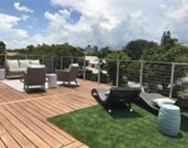 1617 Ne 8th Street - Photo Thumbnail 5