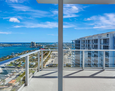 220 Lake Shore Drive - Photo Thumbnail 18