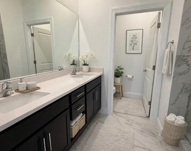 864 Sw Bushel Trail - Photo Thumbnail 4