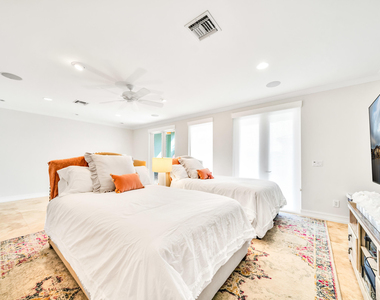 138 Marine Way - Photo Thumbnail 4