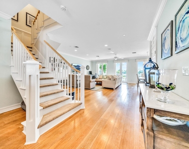 138 Marine Way - Photo Thumbnail 11
