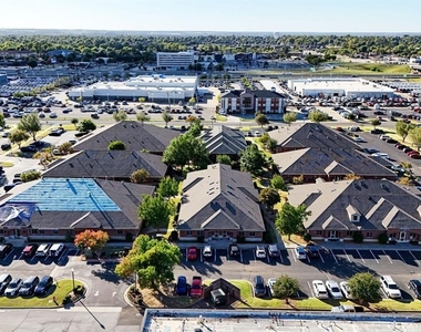 1006 Nw 24th Avenue - Photo Thumbnail 9