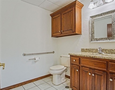 1006 Nw 24th Avenue - Photo Thumbnail 33