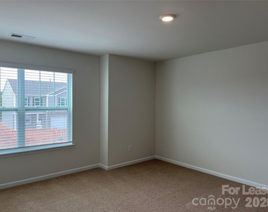119 Old Home Road - Photo Thumbnail 12
