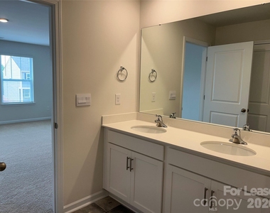 119 Old Home Road - Photo Thumbnail 9
