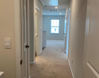 119 Old Home Road - Photo Thumbnail 17