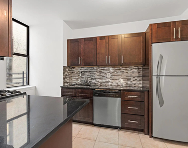 600 West 142nd Street - Photo Thumbnail 3