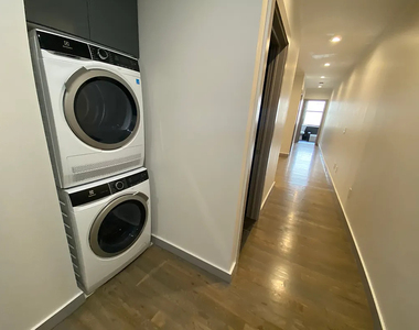 700 West 175th Street - Photo Thumbnail 3
