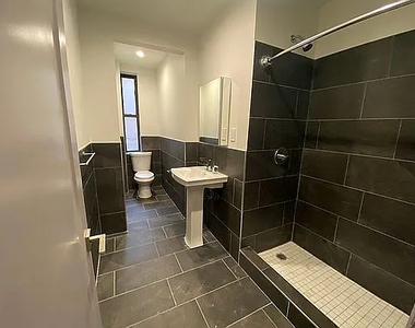 660 West 180th Street - Photo Thumbnail 8