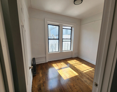 660 West 180th Street - Photo Thumbnail 1