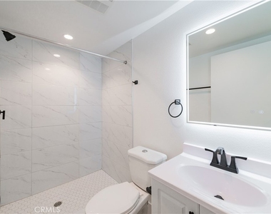 1596 W 36th - Photo Thumbnail 6