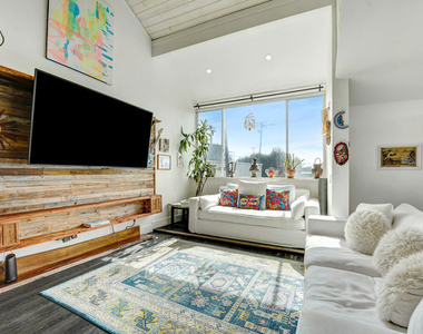 29231 Heathercliff Road - Photo Thumbnail 2