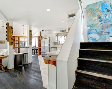 29231 Heathercliff Road - Photo Thumbnail 8