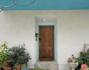 29231 Heathercliff Road - Photo Thumbnail 1
