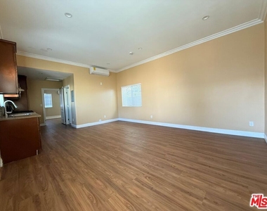 7632 Kraft Avenue - Photo Thumbnail 1