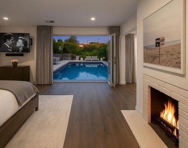 602 N Whittier Drive - Photo Thumbnail 7