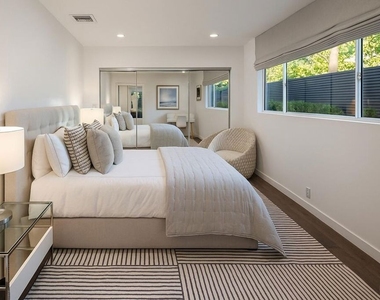 602 N Whittier Drive - Photo Thumbnail 28
