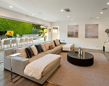 602 N Whittier Drive - Photo Thumbnail 16