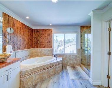 1377 Knoll Road - Photo Thumbnail 9