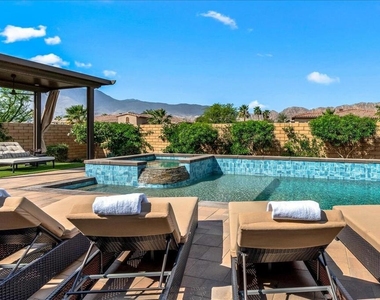 54770 Cavalcade Court - Photo Thumbnail 22