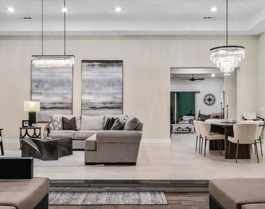 54770 Cavalcade Court - Photo Thumbnail 8