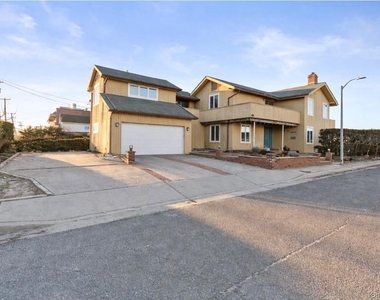 115 Maryland Avenue - Photo Thumbnail 1