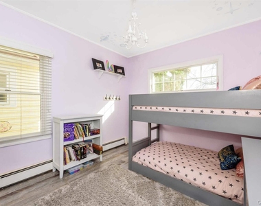 96 Coronado Street - Photo Thumbnail 11