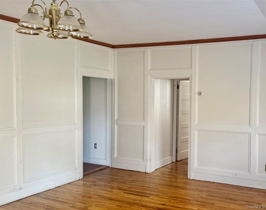 953 Ripley Lane - Photo Thumbnail 16