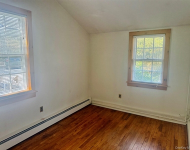 953 Ripley Lane - Photo Thumbnail 20