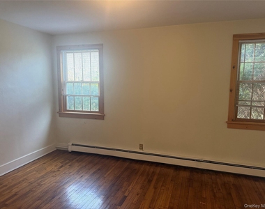 953 Ripley Lane - Photo Thumbnail 12