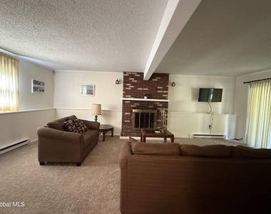 12 Lakewood Drive - Photo Thumbnail 15