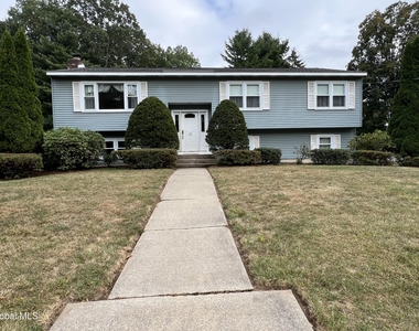 12 Lakewood Drive - Photo Thumbnail 37