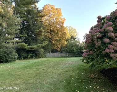 12 Lakewood Drive - Photo Thumbnail 17