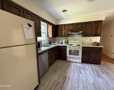 12 Lakewood Drive - Photo Thumbnail 6