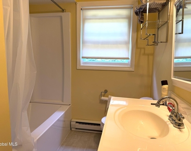 12 Lakewood Drive - Photo Thumbnail 10