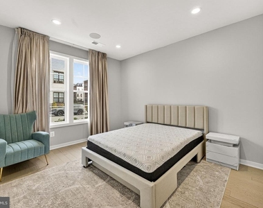 43433 Wilcox Terrace - Photo Thumbnail 9