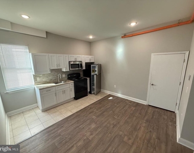 4028 W Girard Avenue - Photo Thumbnail 1