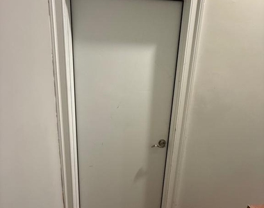4028 W Girard Avenue - Photo Thumbnail 7