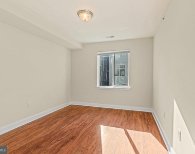 1724 W Master Street - Photo Thumbnail 21